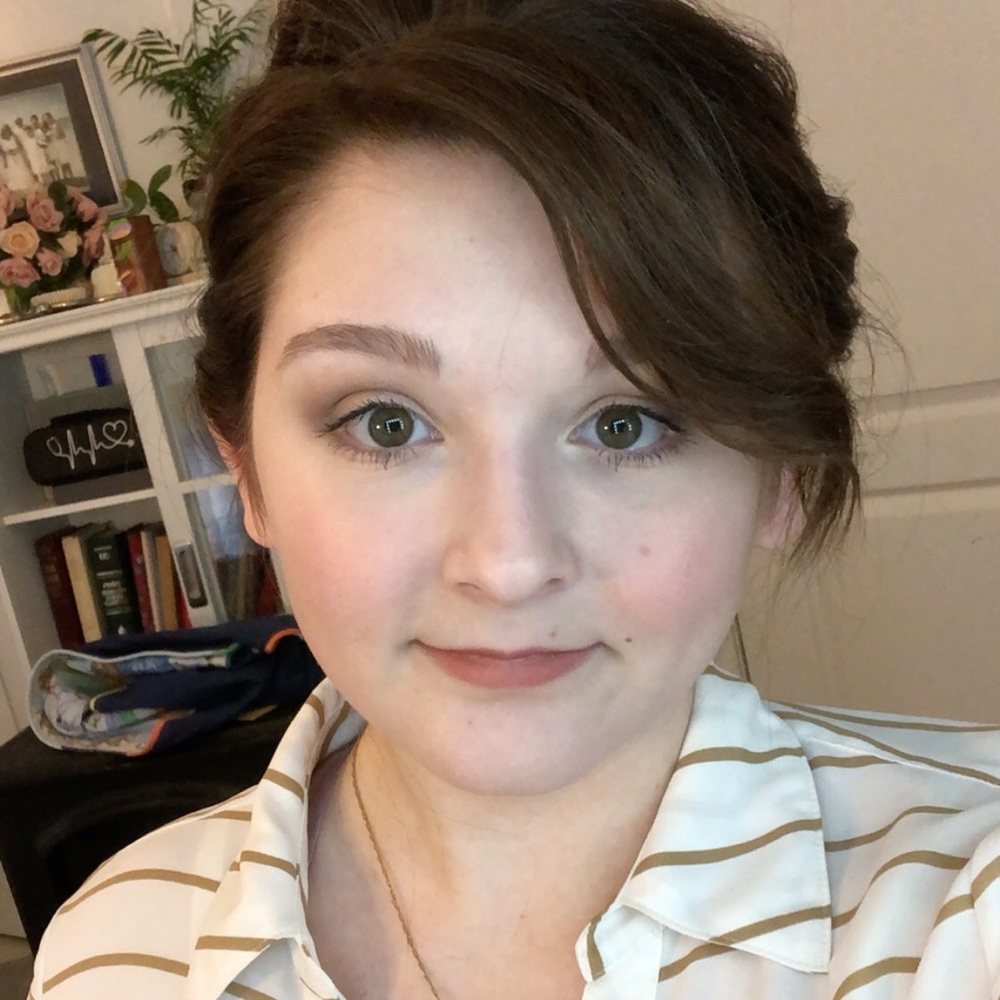 Meet your Posher, Emily